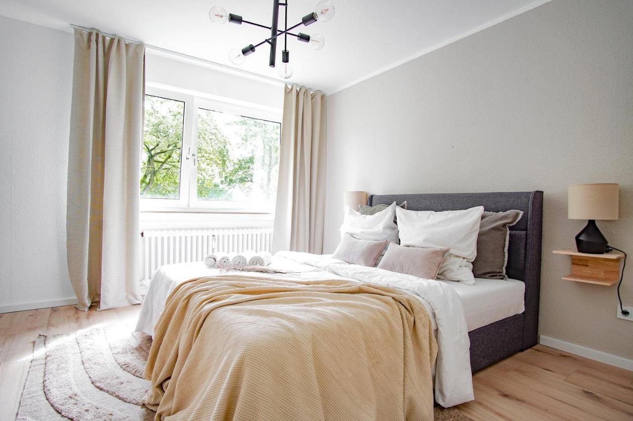 Homefy Feel-Good Apartment - Own Parking, Balcony And Garden Essen Exteriör bild