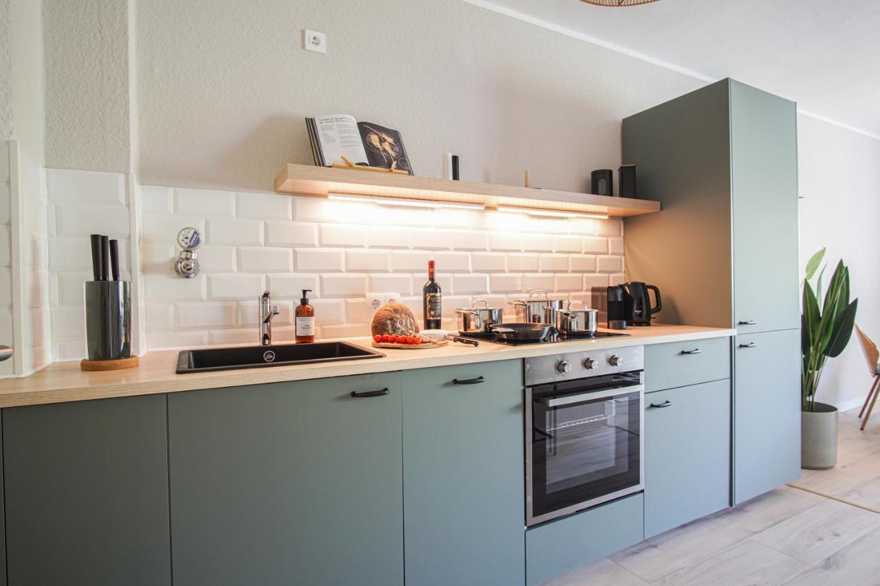 Homefy Feel-Good Apartment - Own Parking, Balcony And Garden Essen Exteriör bild
